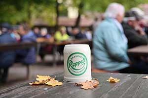 Letzter Ausschank unter Herbstlaub – Kellerabschluss am 08. Oktober