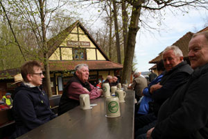 Unser Bierkeller ist geöffnet