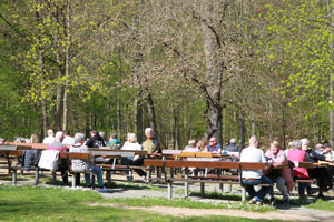 Unser Bierkeller ist geöffnet