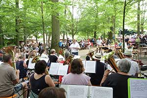 Kellerkonzert in voller Orchesterstärke