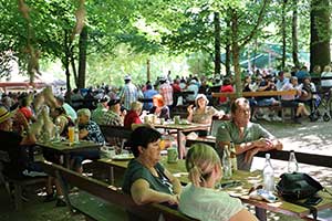 Fanfaren, Flöten, Frohsinn – Kellerkonzert des Spielmannszuges