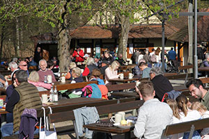 Unser Bierkeller ist geöffnet