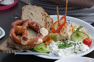 Unser Bierkeller ist geöffnet